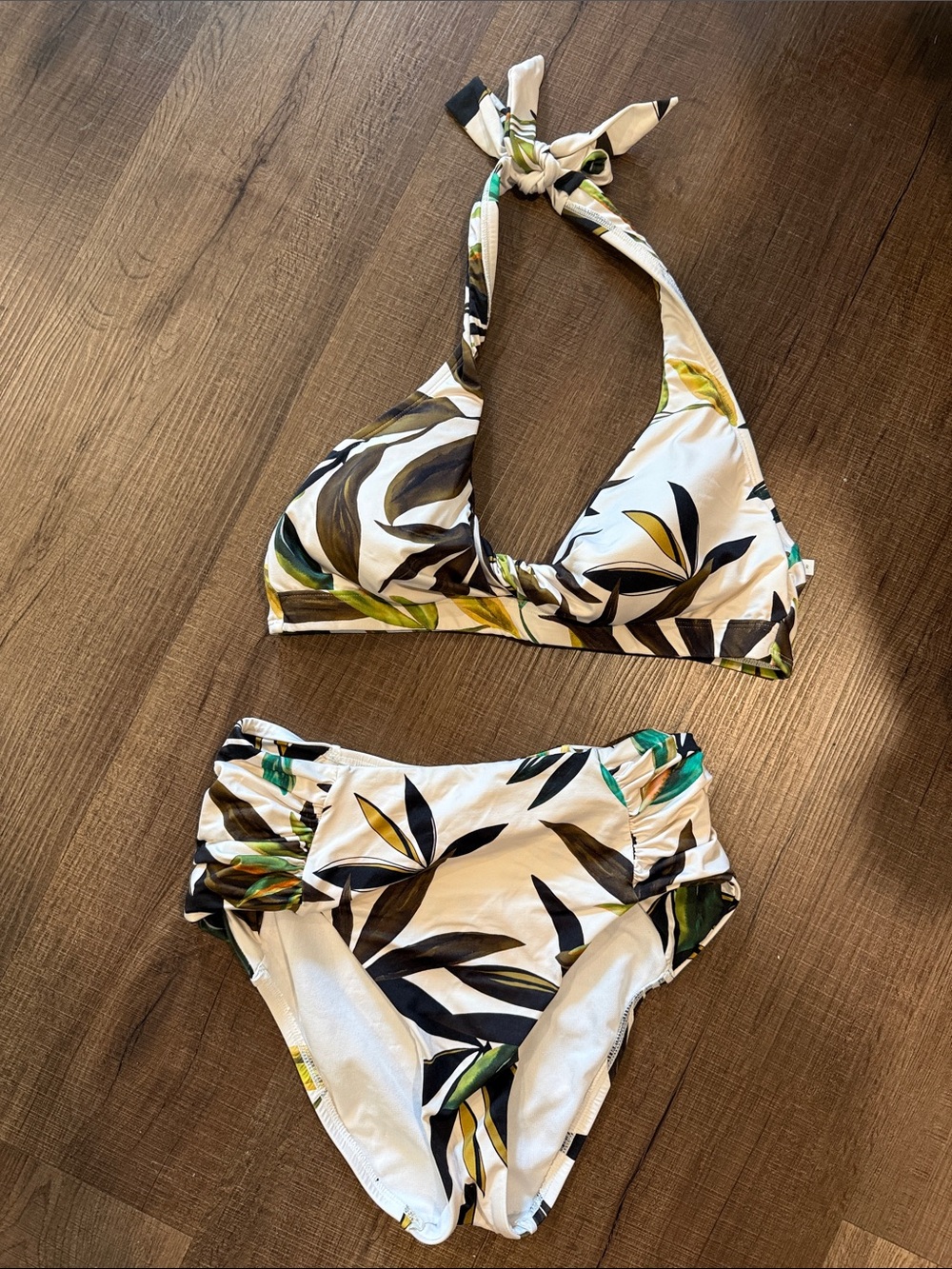 Gibson Latimer White Bikini with Green and Black Leaf Print